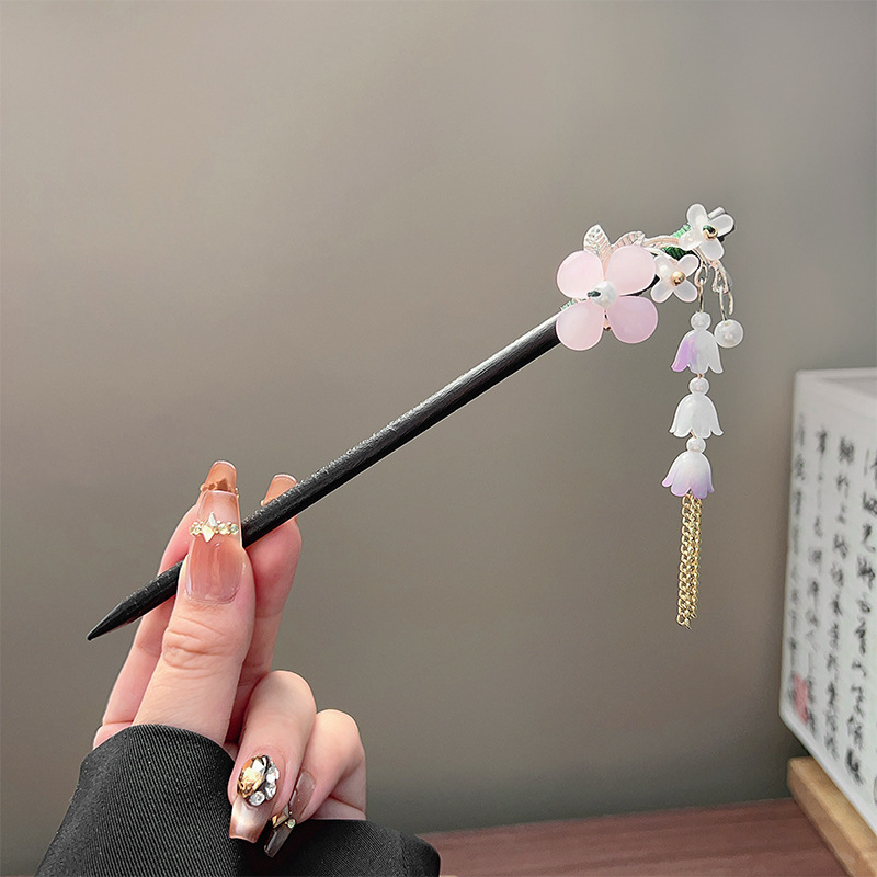 Classic Tassel Hair Stick Blac - огляд і ціна Tech Hair Accessories